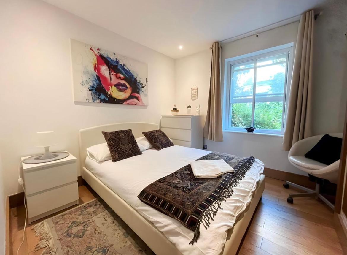 Luxury 2 Double Bedroom Flat - Kensington Londra Exterior foto